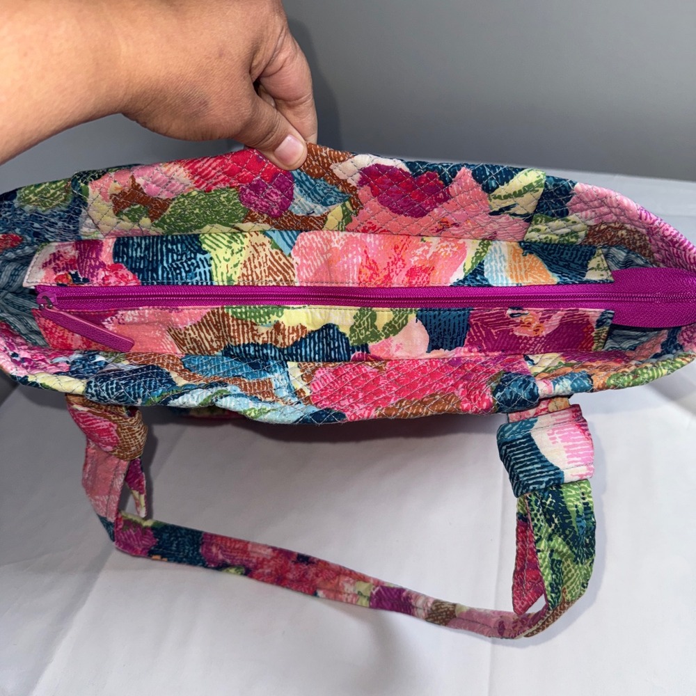 NWT Vera Bradley Hadley Tote Superbloom Floral Quilted Cotton Shoulder Bag $98 - Picture 10 of 10